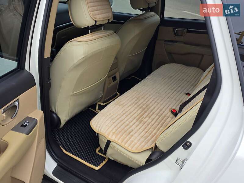 Внедорожник / Кроссовер Hyundai Santa FE 2011 в Днепре