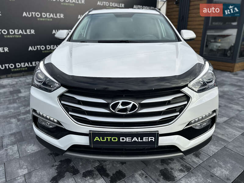 Внедорожник / Кроссовер Hyundai Santa FE 2017 в Виннице