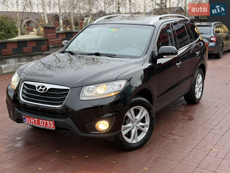 Внедорожник / Кроссовер Hyundai Santa FE 2010 в Ровно