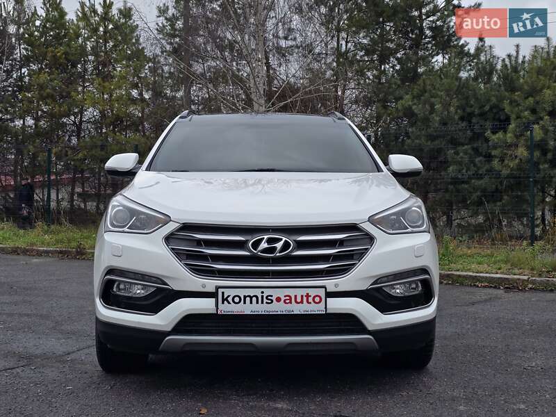 Внедорожник / Кроссовер Hyundai Santa FE 2016 в Хмельницком