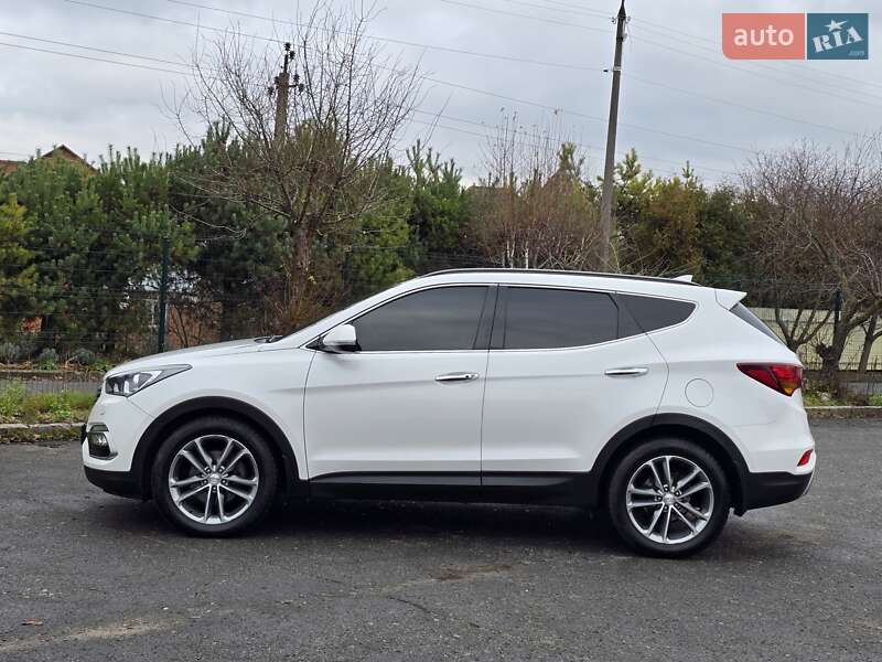 Внедорожник / Кроссовер Hyundai Santa FE 2016 в Хмельницком