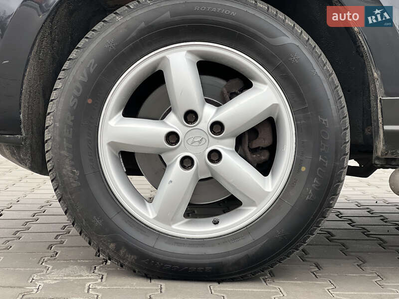 Позашляховик / Кросовер Hyundai Santa FE 2009 в Луцьку