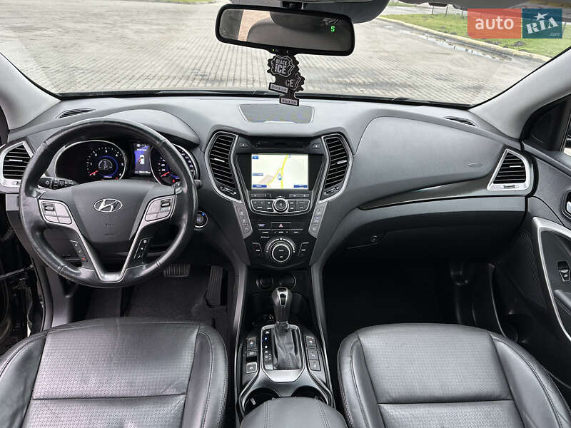 Внедорожник / Кроссовер Hyundai Santa FE 2014 в Радивилове