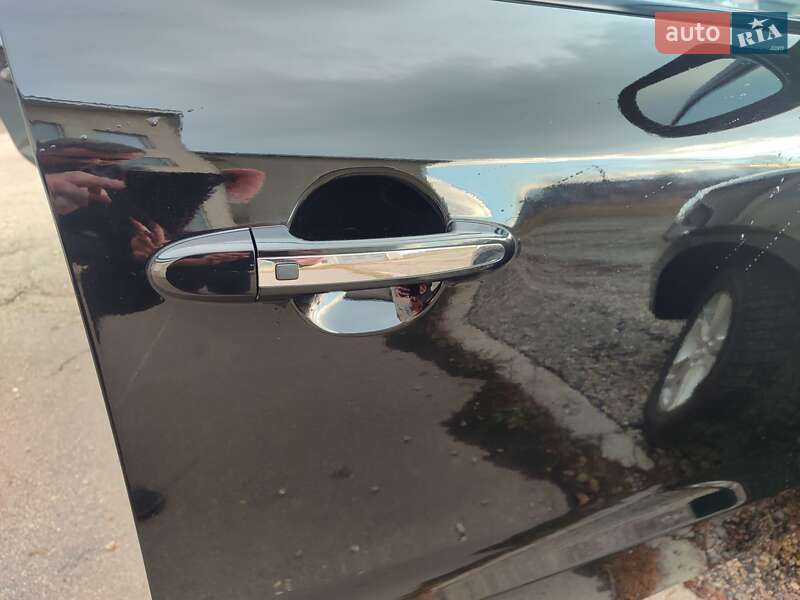 Внедорожник / Кроссовер Hyundai Santa FE 2010 в Ивано-Франковске