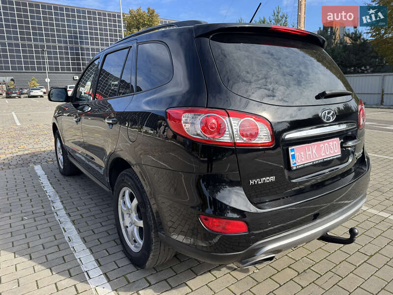 Позашляховик / Кросовер Hyundai Santa FE 2012 в Луцьку