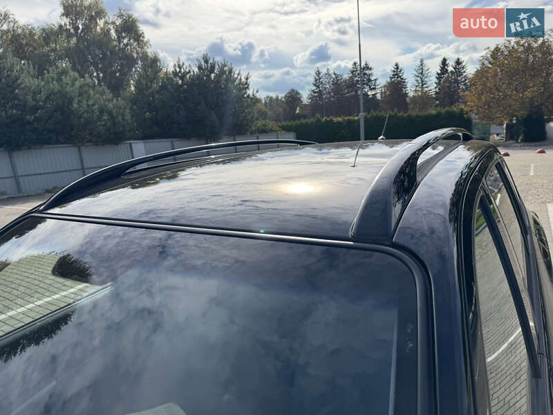 Позашляховик / Кросовер Hyundai Santa FE 2012 в Луцьку