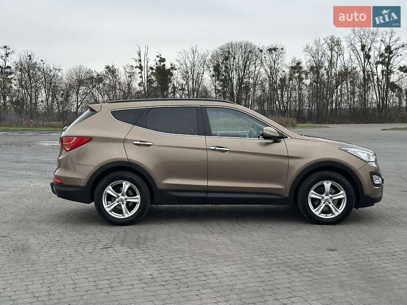 Позашляховик / Кросовер Hyundai Santa FE 2013 в Бродах фото 18 Позашляховик / Кросовер Hyundai Santa FE 2013 в Бродах