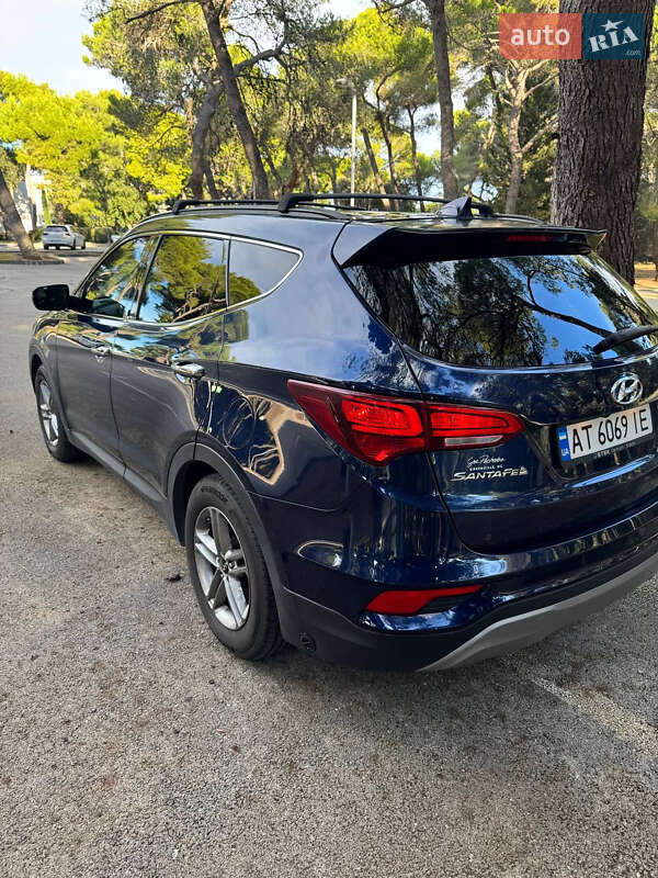 Позашляховик / Кросовер Hyundai Santa FE 2016 в Києві