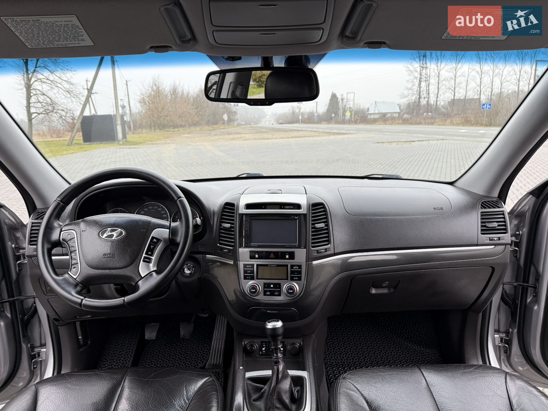 2010 Hyundai Santa Fe - мініатюра 26