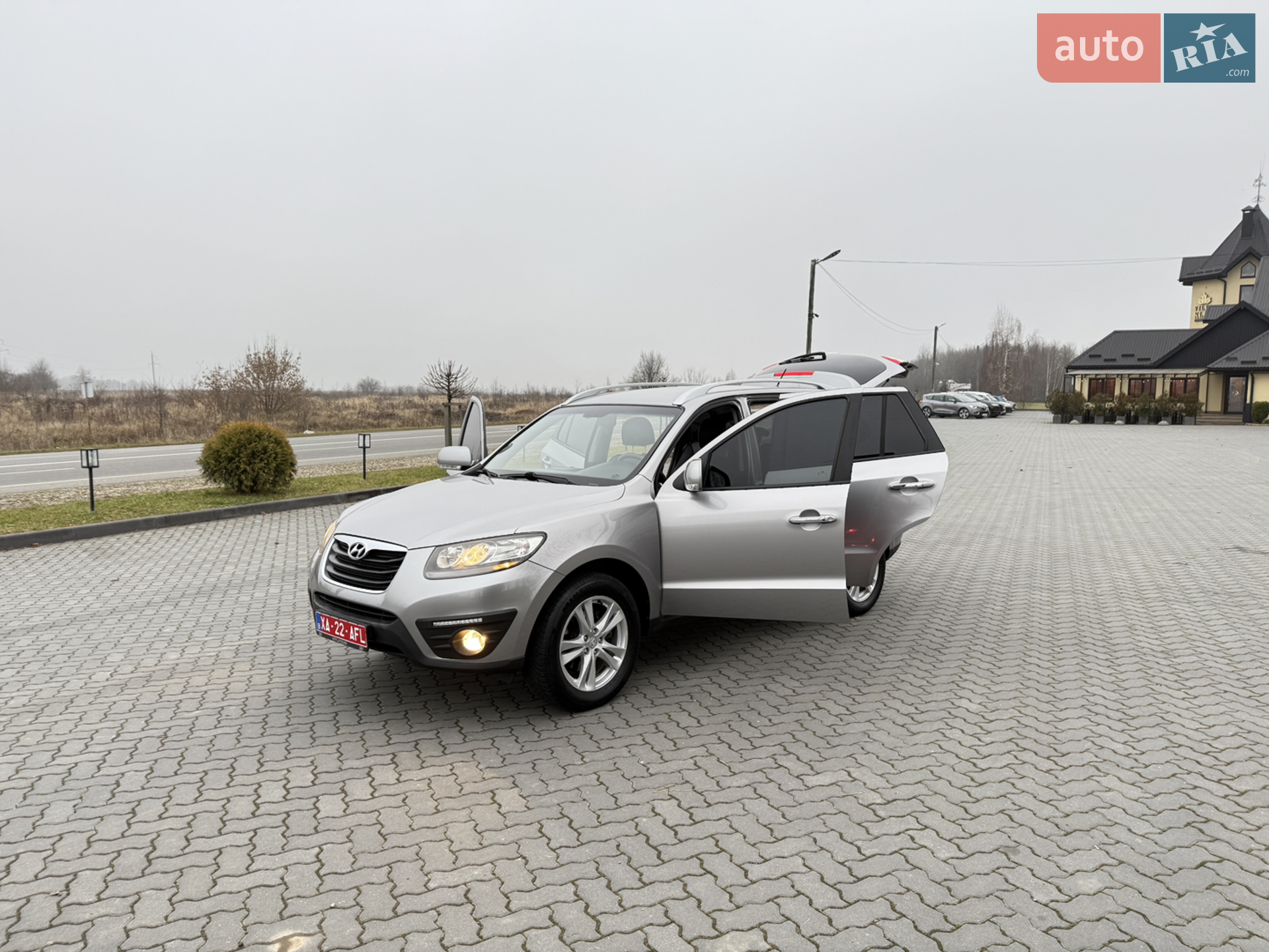 2010 Hyundai Santa Fe - мініатюра 31