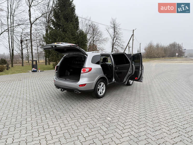 Внедорожник / Кроссовер Hyundai Santa FE 2011 в Коломые