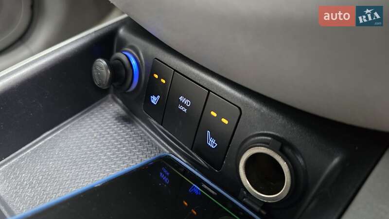 Позашляховик / Кросовер Hyundai Santa FE 2008 в Івано-Франківську