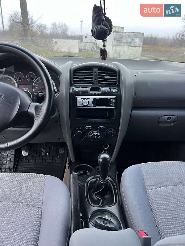 Внедорожник / Кроссовер Hyundai Santa FE 2006 в Жмеринке фото 15 Внедорожник / Кроссовер Hyundai Santa FE 2006 в Жмеринке
