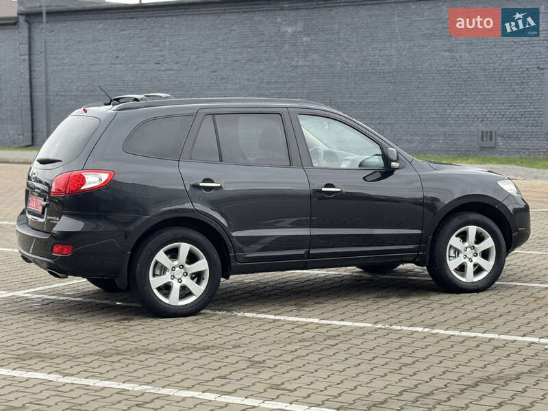 Внедорожник / Кроссовер Hyundai Santa FE 2009 в Ивано-Франковске