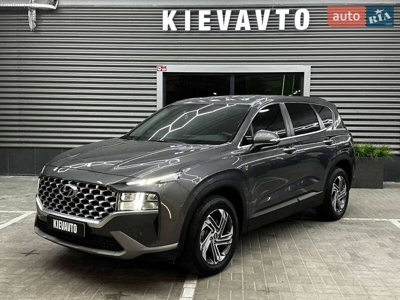 Внедорожник / Кроссовер Hyundai Santa FE 2020 в Киеве