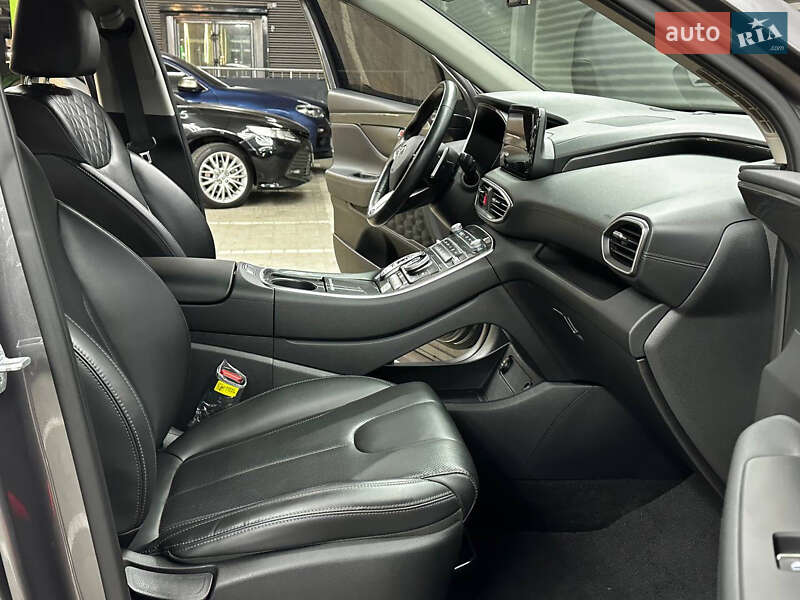 Внедорожник / Кроссовер Hyundai Santa FE 2020 в Киеве