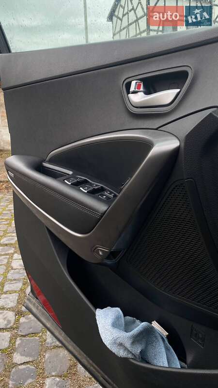 Внедорожник / Кроссовер Hyundai Santa FE 2017 в Одессе