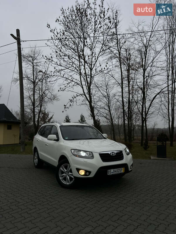 Внедорожник / Кроссовер Hyundai Santa FE 2011 в Коломые
