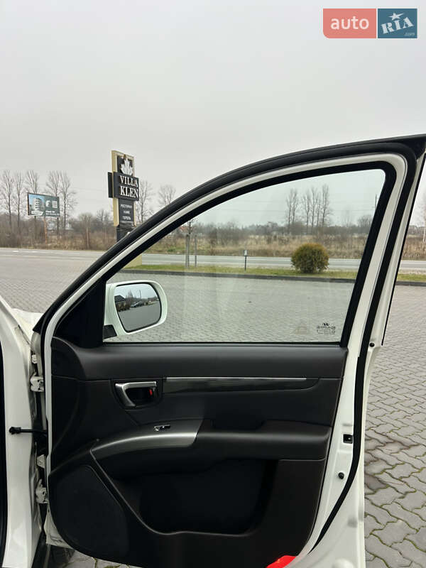 Внедорожник / Кроссовер Hyundai Santa FE 2011 в Коломые