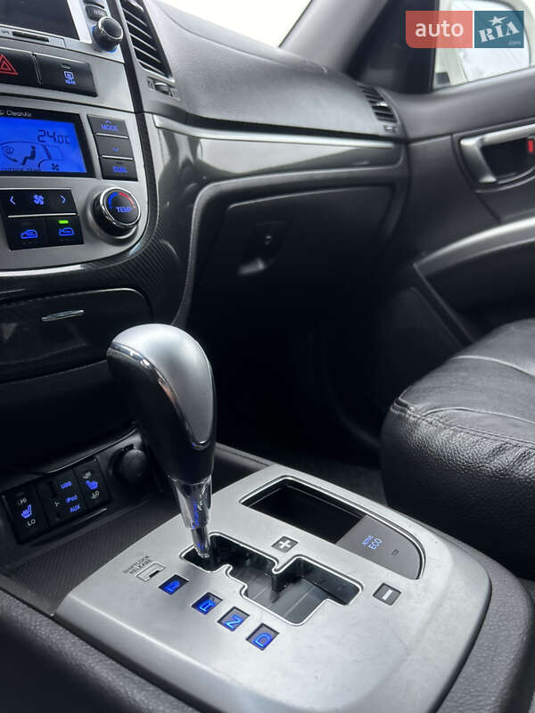 Внедорожник / Кроссовер Hyundai Santa FE 2011 в Коломые