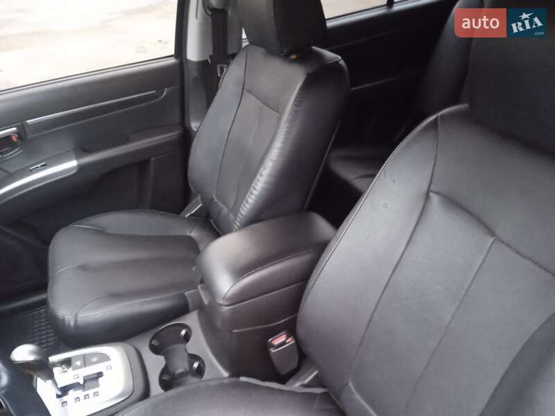 Позашляховик / Кросовер Hyundai Santa FE 2012 в Сарнах