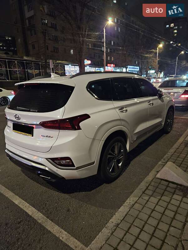 Внедорожник / Кроссовер Hyundai Santa FE 2018 в Одессе фото 5 Внедорожник / Кроссовер Hyundai Santa FE 2018 в Одессе