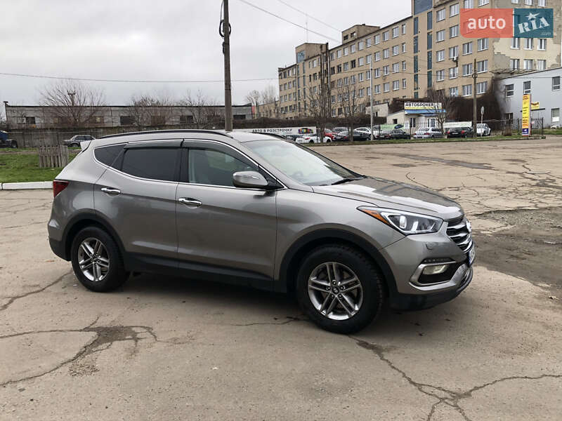 Внедорожник / Кроссовер Hyundai Santa FE 2018 в Николаеве