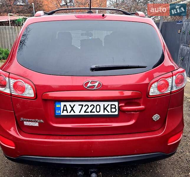 Внедорожник / Кроссовер Hyundai Santa FE 2012 в Харькове