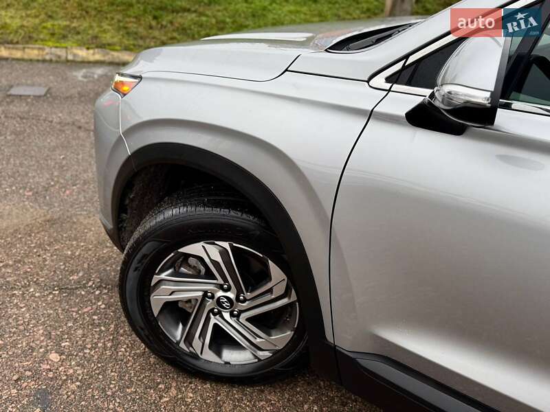 Внедорожник / Кроссовер Hyundai Santa FE 2023 в Киеве