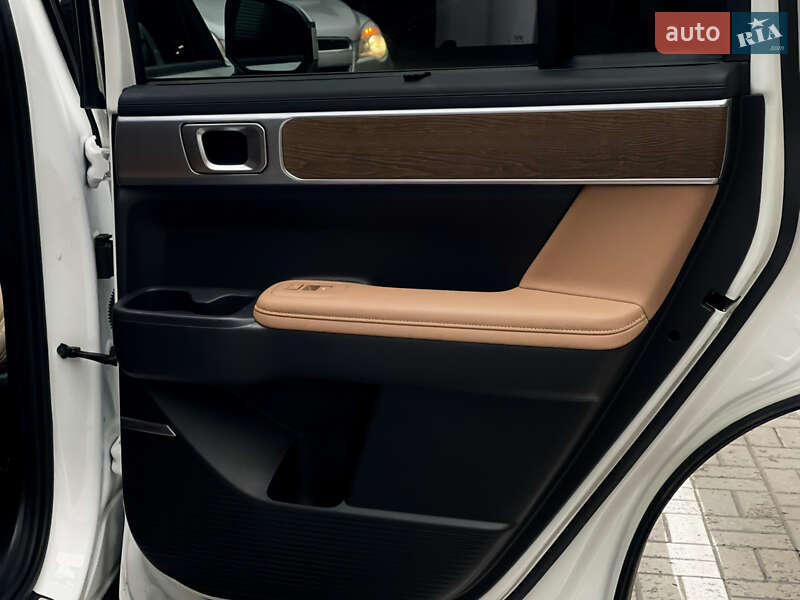 Внедорожник / Кроссовер Hyundai Santa FE 2024 в Киеве