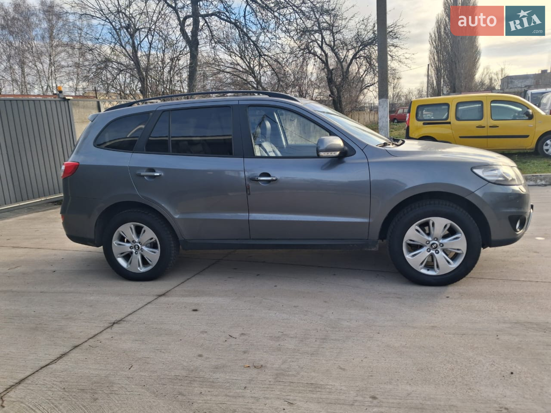 2011 Hyundai Santa Fe - мініатюра 3