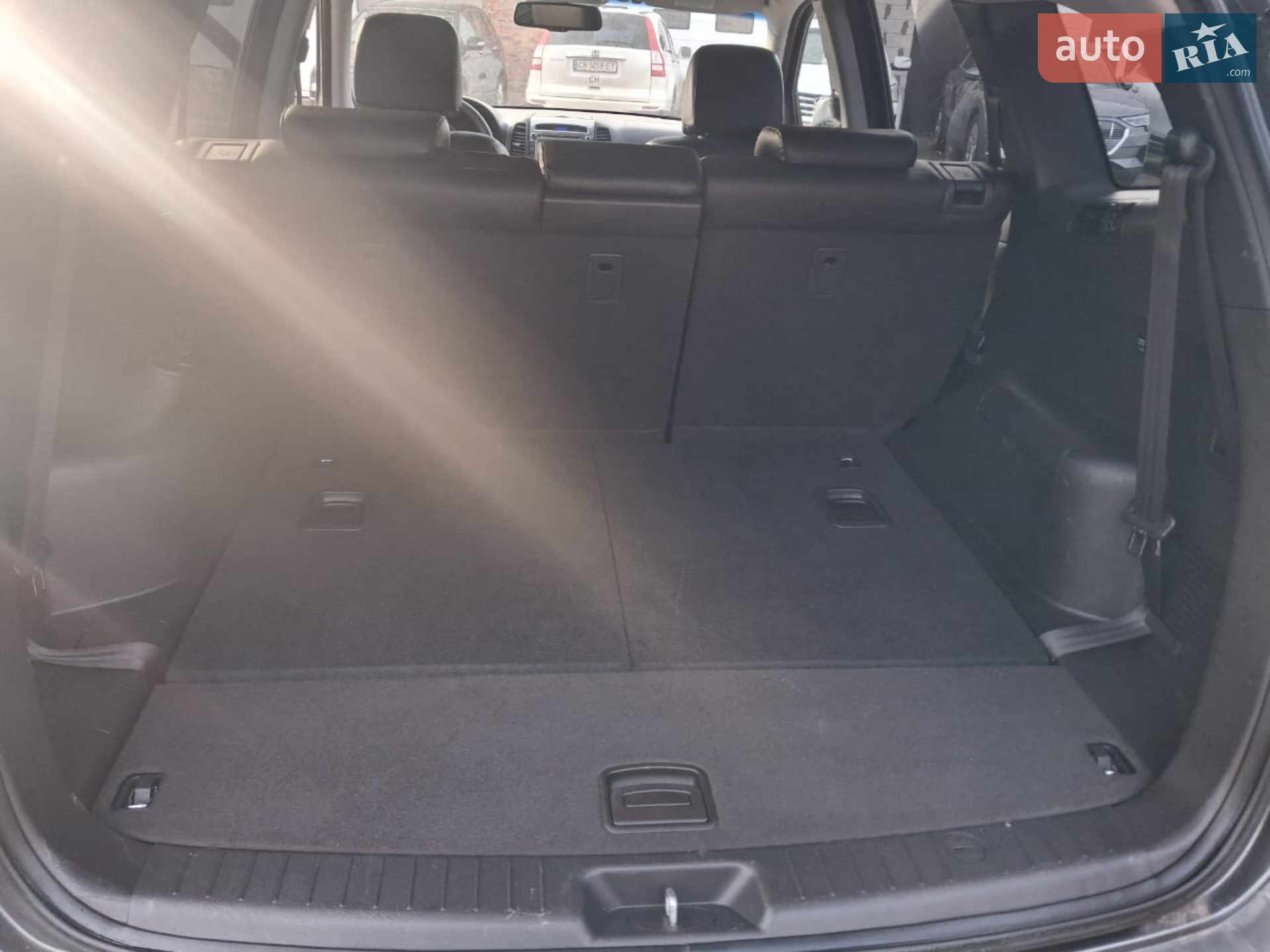 2011 Hyundai Santa Fe - мініатюра 12