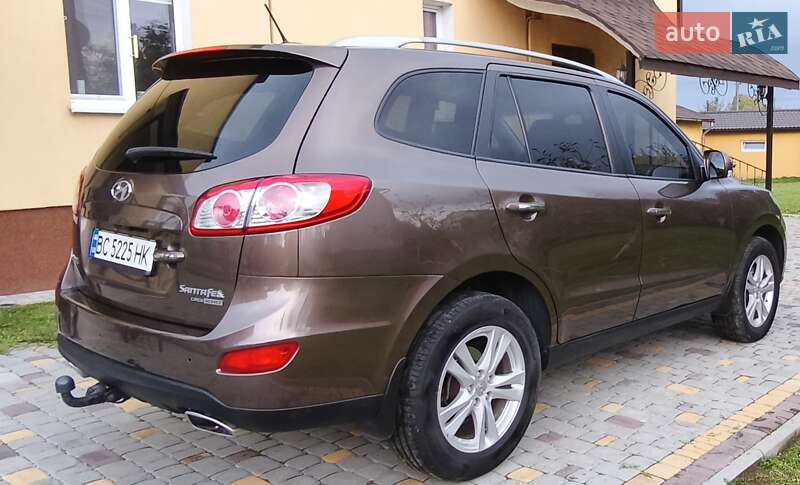 Внедорожник / Кроссовер Hyundai Santa FE 2010 в Дрогобыче фото 4 Внедорожник / Кроссовер Hyundai Santa FE 2010 в Дрогобыче