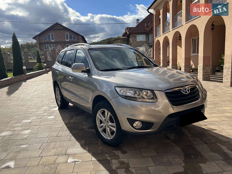 Внедорожник / Кроссовер Hyundai Santa FE 2011 в Солотвине фото 3 Внедорожник / Кроссовер Hyundai Santa FE 2011 в Солотвине
