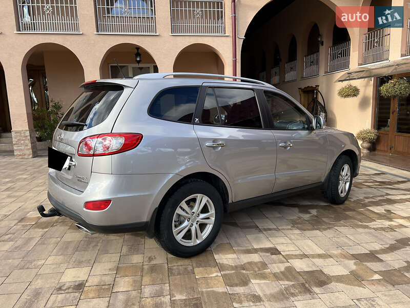 Внедорожник / Кроссовер Hyundai Santa FE 2011 в Солотвине фото 10 Внедорожник / Кроссовер Hyundai Santa FE 2011 в Солотвине