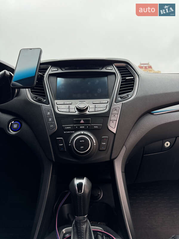 Внедорожник / Кроссовер Hyundai Santa FE 2014 в Киеве фото 7 Внедорожник / Кроссовер Hyundai Santa FE 2014 в Киеве