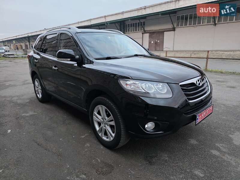 Внедорожник / Кроссовер Hyundai Santa FE 2011 в Луцке