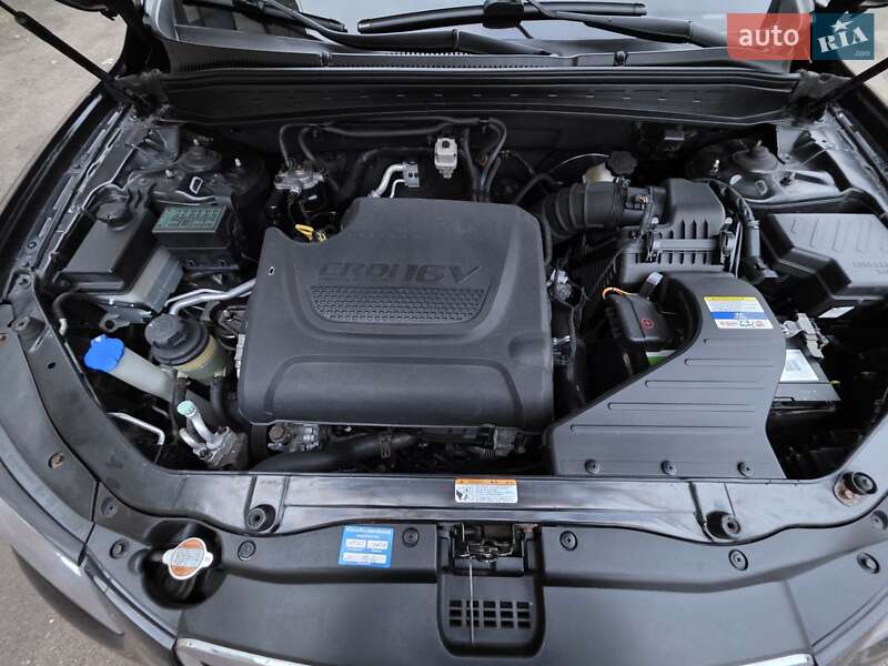 Внедорожник / Кроссовер Hyundai Santa FE 2011 в Луцке