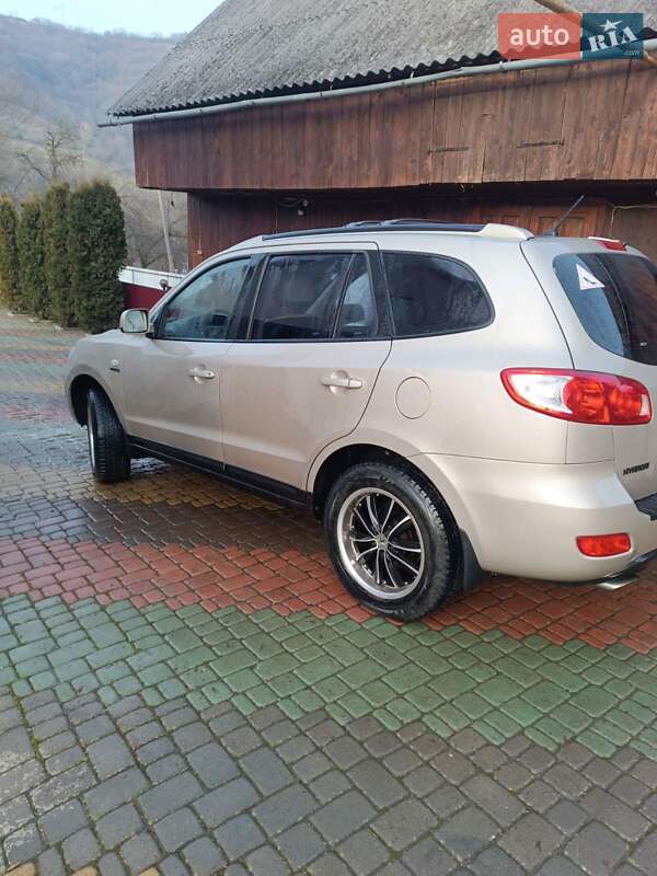 Внедорожник / Кроссовер Hyundai Santa FE 2007 в Межгорье