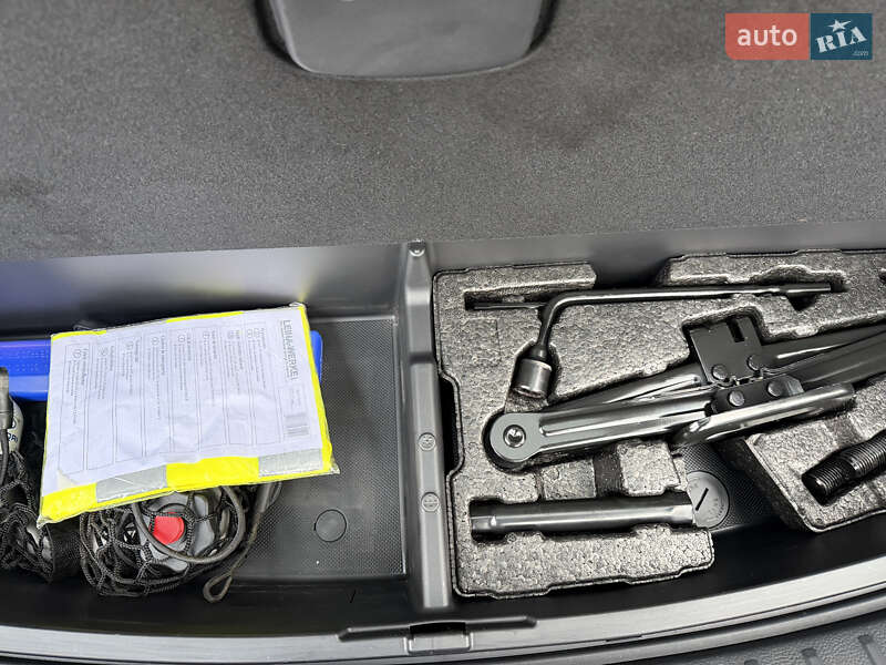 Внедорожник / Кроссовер Hyundai Santa FE 2016 в Радивилове фото 69 Внедорожник / Кроссовер Hyundai Santa FE 2016 в Радивилове