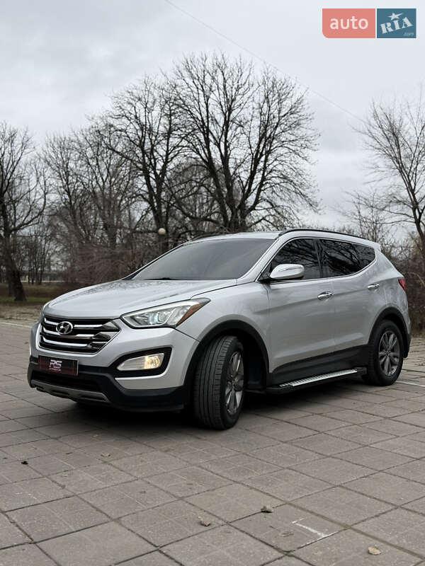 Внедорожник / Кроссовер Hyundai Santa FE 2013 в Запорожье
