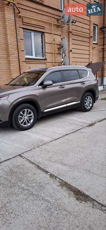Позашляховик / Кросовер Hyundai Santa FE 2019 в Носівці
