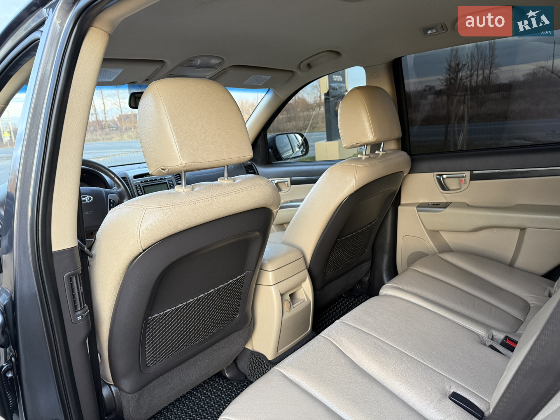 2011 Hyundai Santa Fe - мініатюра 20