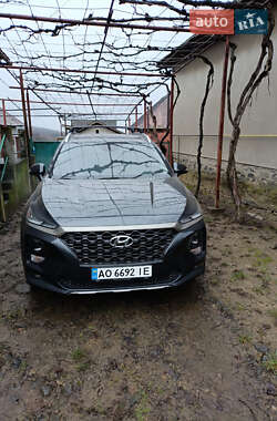 Позашляховик / Кросовер Hyundai Santa FE 2020 в Ужгороді