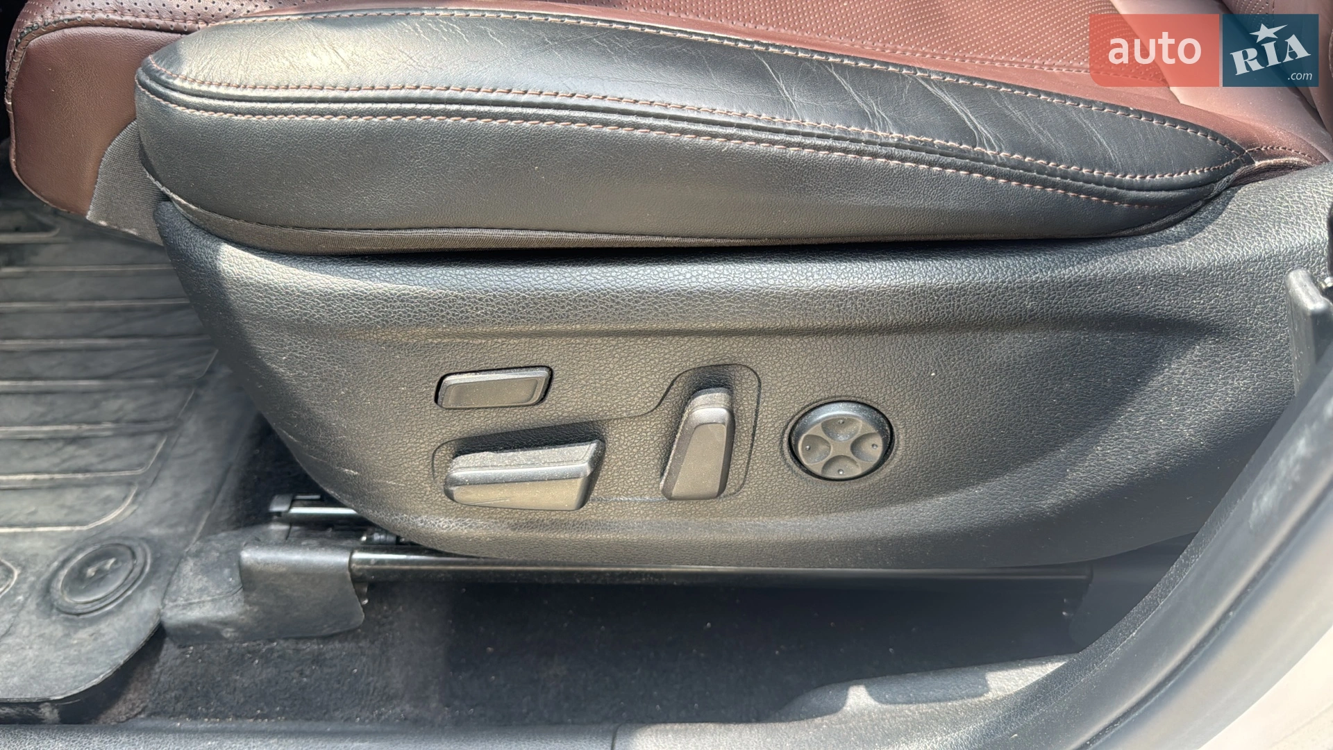 2018 Hyundai Santa Fe - мініатюра 22