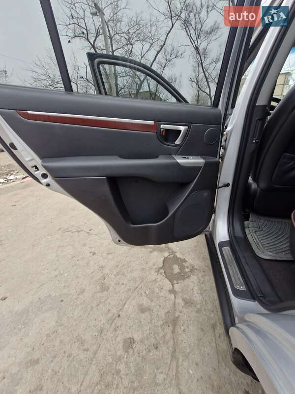 Позашляховик / Кросовер Hyundai Santa FE 2007 в Дніпрі