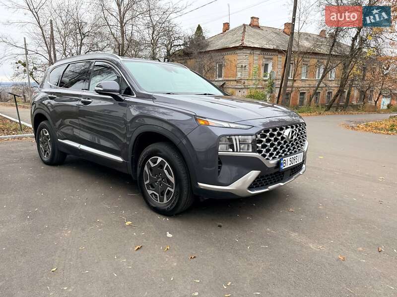 Позашляховик / Кросовер Hyundai Santa FE 2022 в Полтаві
