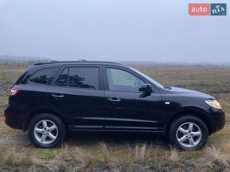 Позашляховик / Кросовер Hyundai Santa FE 2006 в Сарнах