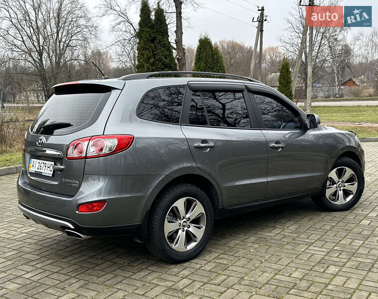 Позашляховик / Кросовер Hyundai Santa FE 2011 в Прилуках
