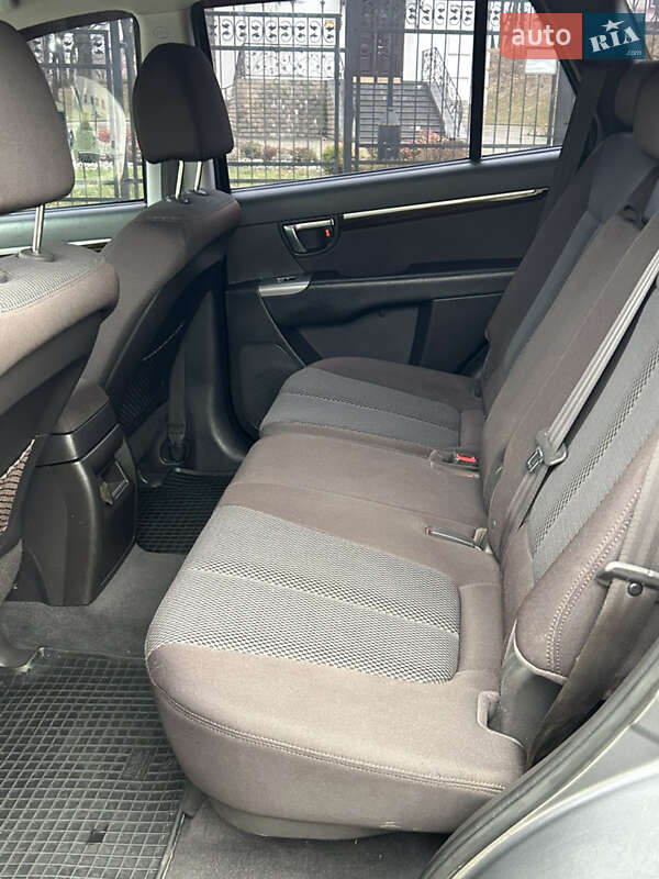 Позашляховик / Кросовер Hyundai Santa FE 2011 в Прилуках